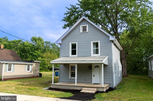 131 W Mispillion St, HARRINGTON, DE, 19952-1026 | Card Image