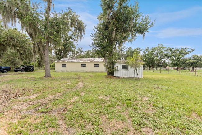 9819 Allen Rd, House other with 3 bedrooms, 2 bathrooms and null parking in Lithia FL | Image 32