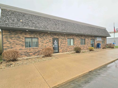 306 Main St, Royal, IA, 51357-7607 | Card Image