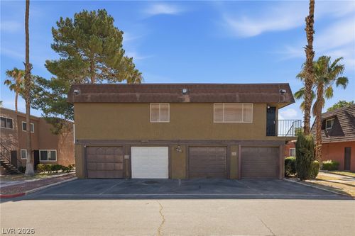 3-4622 Grand Dr, Las Vegas, NV, 89169-7149 | Card Image
