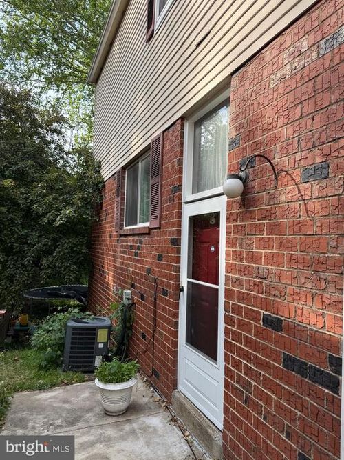 b-9388 Neil Rd, PHILADELPHIA, PA, 19115-4274 | Card Image