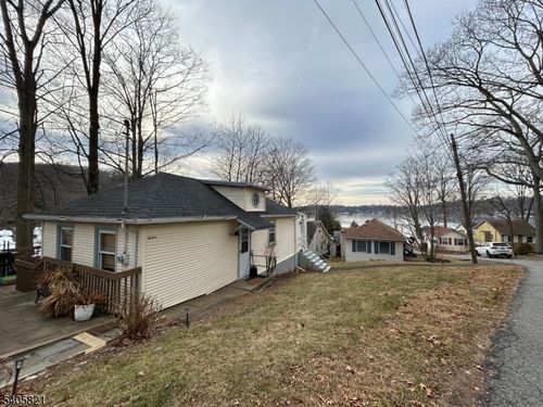 12-19 Windemere Ave, Mount Arlington, NJ, 07856-1194 | Card Image