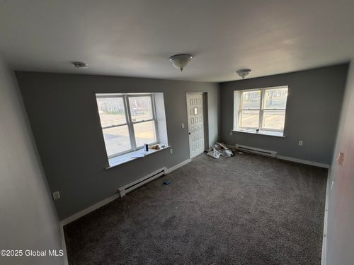 1-663 2nd Ave, Troy, NY, 12182-2343 | Card Image