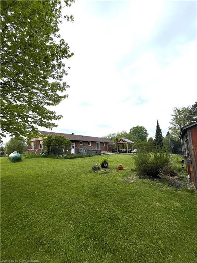 580330 Sideroad 60, House other with 4 bedrooms, 2 bathrooms and 14 parking in Berkeley ON | Image 34