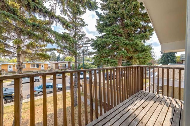 2007 40 St Se, Home with 3 bedrooms, 1 bathrooms and 2 parking in Calgary AB | Image 14