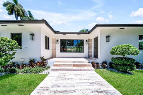 899 Ne 71st St, Miami, FL, 33138-5719 | Card Image