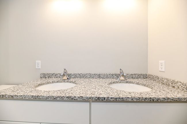 4 Delphi Way, Condo with 2 bedrooms, 2 bathrooms and null parking in Londonderry NH | Image 31