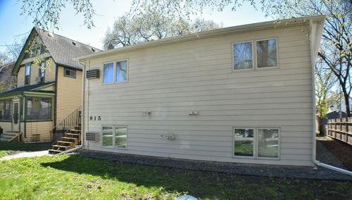 915 9th St S, Fargo, ND, 58103-3115 | Card Image