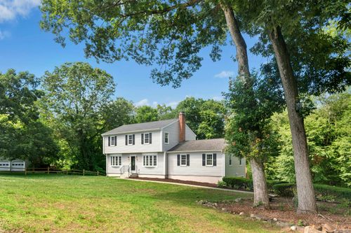 60 Oakwood Dr, Oxford, CT, 06478-1411 | Card Image