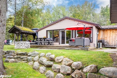 1123 Severn River Rd, Severn Bridge, ON, P0E1N0 | Card Image