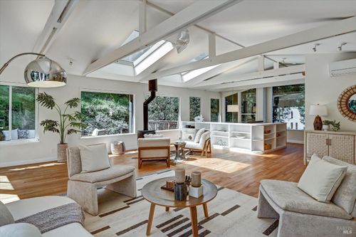 17 Redwood Drive Drive, San Rafael, CA, 94901 | Card Image