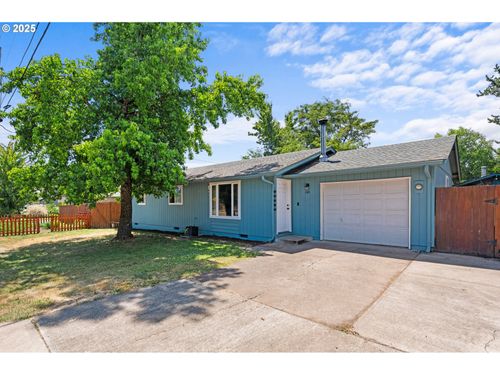 390 S Balm St, Yamhill, OR, 97148-8618 | Card Image