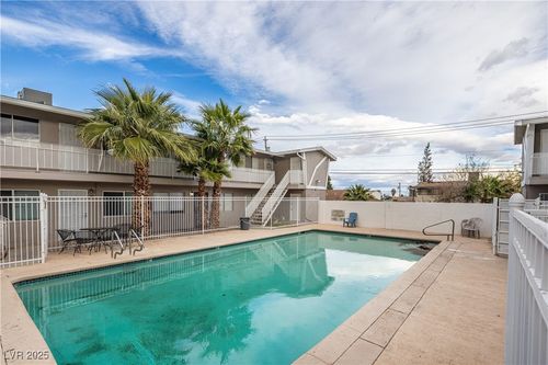 apt-2-204 Orland St, Las Vegas, NV, 89107-1652 | Card Image