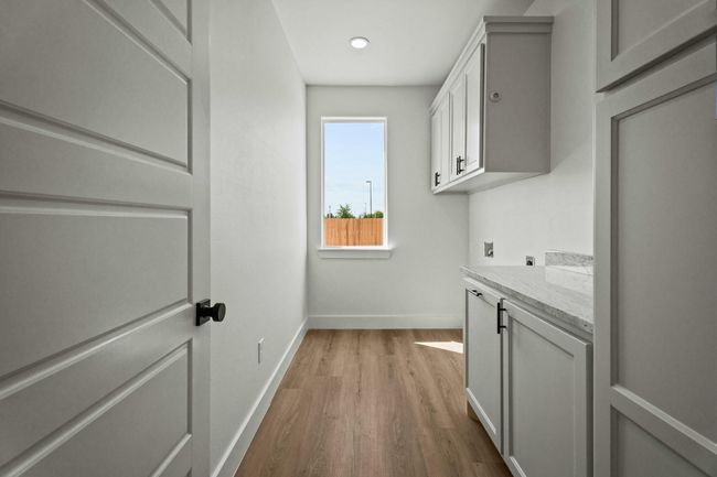 5909 Grinnell St, House other with 4 bedrooms, 3 bathrooms and null parking in Lubbock TX | Image 12