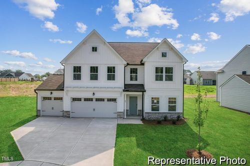 78-145 Benson Village Dr, Benson, NC, 27504-2068 | Card Image