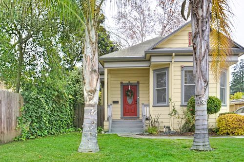 6870 14th Avenue, Sacramento, CA, 95820 | Card Image