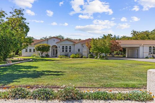 609 Meyers Ave, Gridley, CA, 95948-9750 | Card Image