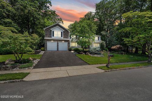 7 Lorraine Ct, East Brunswick, NJ, 08816-4554 | Card Image