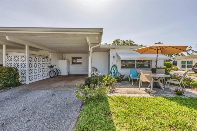 1060 - 1060 Cockrill St, House other with 2 bedrooms, 2 bathrooms and null parking in VENICE FL | Image 27