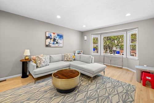 48-48 Regent Cir, Brookline, MA, 02445-3354 | Card Image