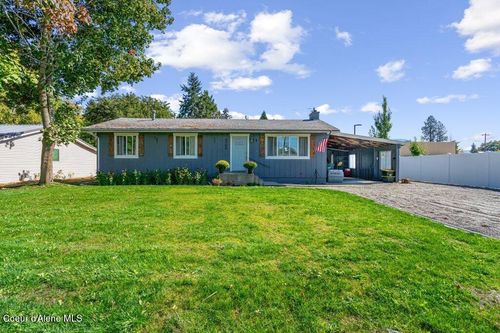 9706 N Shaw St, Hayden, ID, 83835-9716 | Card Image