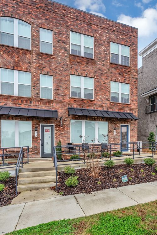 821 Westcott Ln, Antioch, TN, 37013-5272 | Card Image