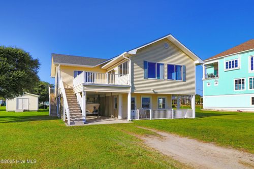 143 Waterway Dr, Cedar Point, NC, 28584-8031 | Card Image