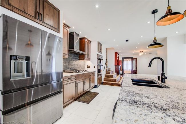 720 Main St W, House other with 2 bedrooms, 3 bathrooms and 3 parking in Listowel ON | Image 13