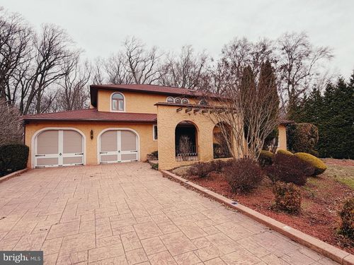 1317 Mettler Rd, HUNTINGDON VALLEY, PA, 19006-2717 | Card Image