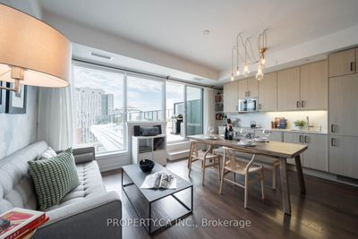 1602 - 297 College St, Condo with 2 bedrooms, 2 bathrooms and 1 parking in Toronto ON | Image 2