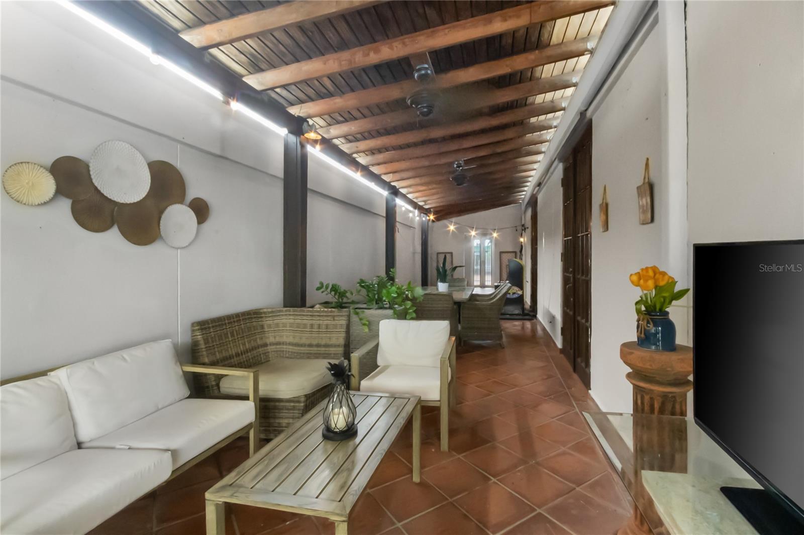 Residential Lease for rent in HUMACAO, AD5 CALLE BALEARES, 1628 m²