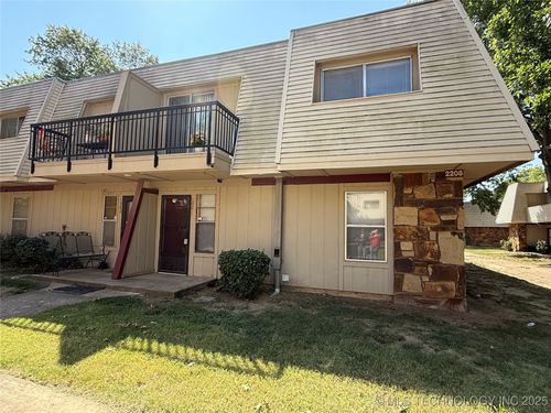 16a7-2208 E 66th Pl, Tulsa, OK, 74136-1152 | Card Image