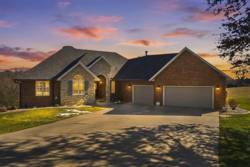 402 N Waterford Way, Nixa, MO, 65714-7471 | Card Image