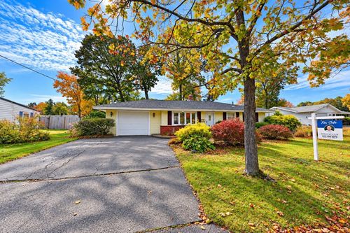 269 Jon Dr, Brockton, MA, 02302-1329 | Card Image