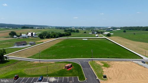 35 S Kinzer Rd, KINZERS, PA, 17535-9766 | Card Image