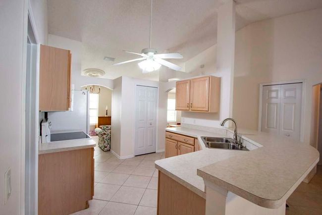 1019 Se Euclid Ln, House other with 3 bedrooms, 2 bathrooms and null parking in Port St Lucie FL | Image 14
