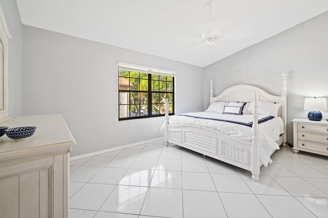 3258 Jog Park Dr, Condo with 2 bedrooms, 2 bathrooms and null parking in Greenacres FL | Image 19