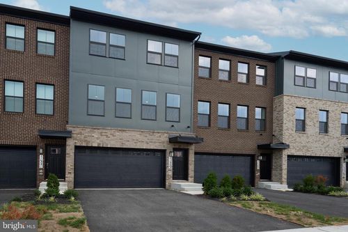 11323 Hypatia Loop, Manassas, VA, 20109-4053 | Card Image