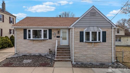 99 Lee Ave, Hopelawn, NJ, 08861-2226 | Card Image