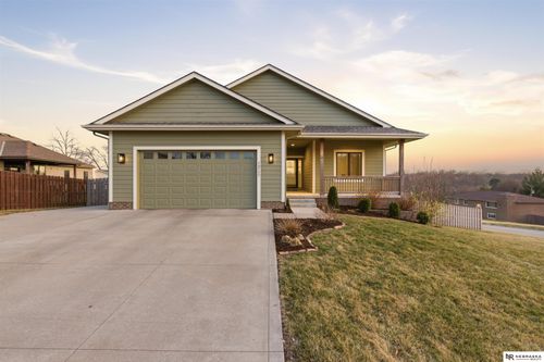 13717 Miami St, Omaha, NE, 68164-3252 | Card Image