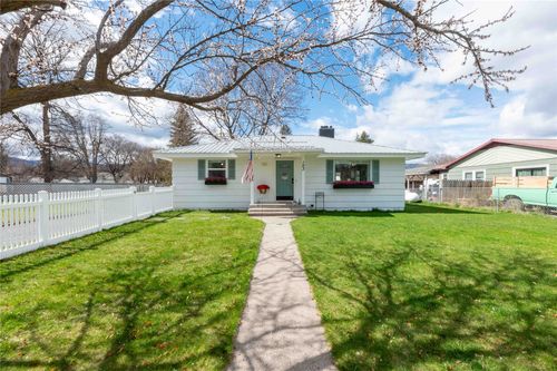 103 W Oak St, Plains, MT, 59859-7754 | Card Image