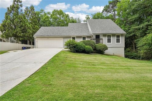 6921 Fairways Dr, Douglasville, GA, 30134-1727 | Card Image