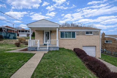 111 Cedarcove St, Pittsburgh, PA, 15227-2517 | Card Image