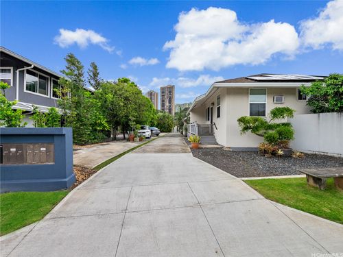 2138 Kanealii Ave, Honolulu, HI, 96813-1554 | Card Image