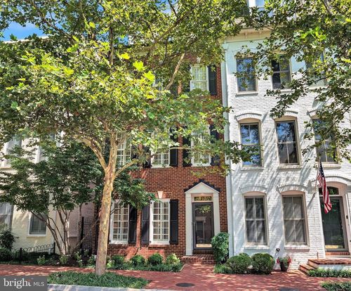 715 Carpenter Rd, ALEXANDRIA, VA, 22314-6227 | Card Image