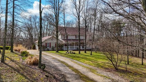 81 James Rd, Fleming, OH, 45729-5042 | Card Image