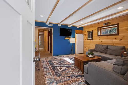 777 Roaring Brook Rd, Killington, VT, 05751 | Card Image