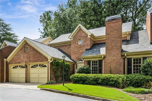 52 Ivy Chase Ne, Atlanta, GA, 30342-4500 | Card Image