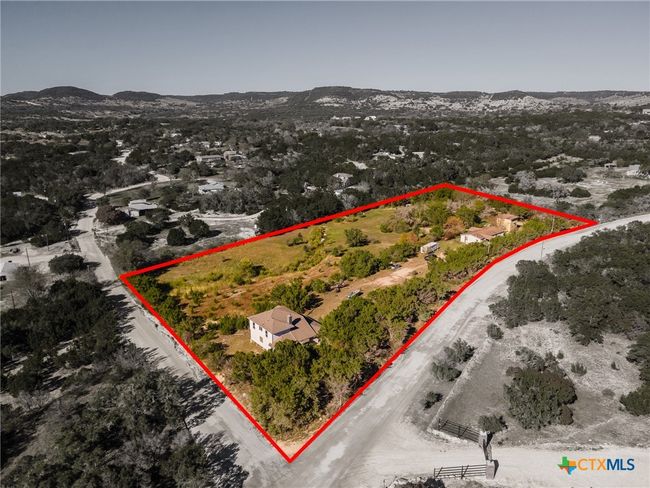 989 Oil Wl, House other with 3 bedrooms, 2 bathrooms and null parking in Pipe Creek TX | Image 45