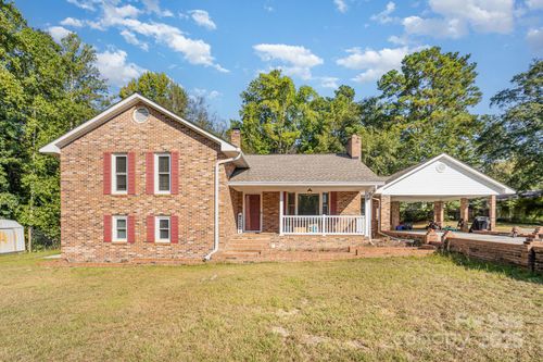 304 West St, Kershaw, SC, 29067-1811 | Card Image